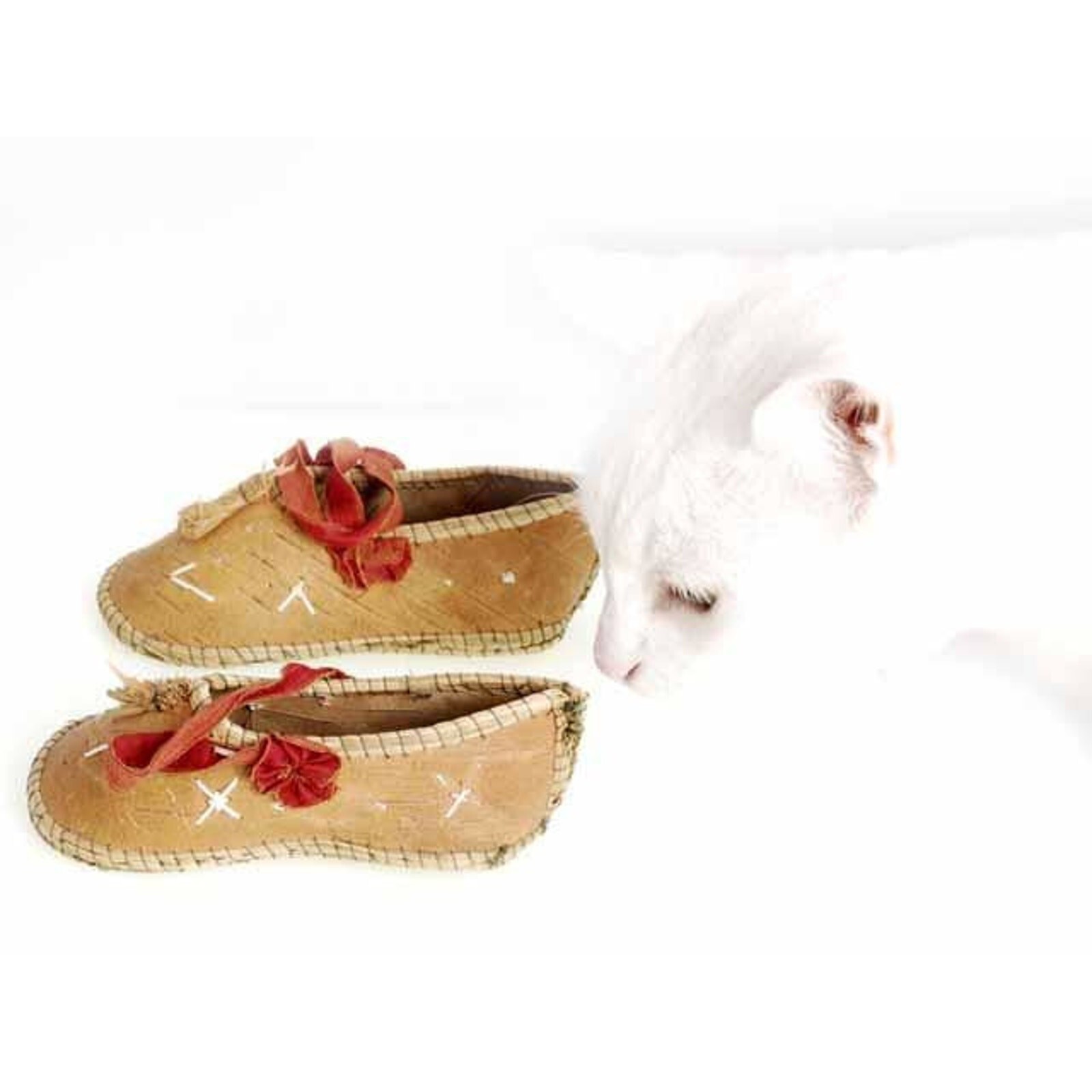 Rare Antique Childrens/ Babies Shoes Chippewa Indian Bark 1920's Item image 4