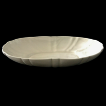 Mid Century White Vintage Scalloped Edged Centerpiece Dish Ceramic Fruit Bowl - £41.00 GBP