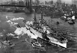 Uss Arizona Navy WW2 Battleship Passing Through New York City 13X19 Photo Poster - $17.99