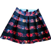 Guess Medium Rose Stripped SKIRT Black Box Pleated Mini  - $32.98