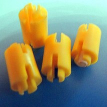 Vintage ITALOCREMONA PLASTIC CITY constructions 4 YELLOW CYLINDERS cylin... - £14.01 GBP