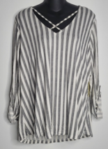 Flower &amp; Feather Top Blouse Shirt Boho Striped Black White Plus Size 1XL NEW - $14.99