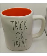 Rae Dunn Artisan Collection by Magenta &quot;Trick or Treat&quot; Mug - €22,25 EUR