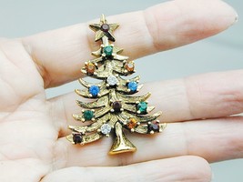 Vintage Eisenberg Ice Jeweled Christmas Tree Pin - £64.28 GBP