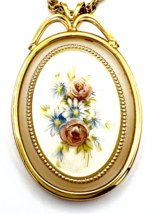 Vintage Gold Tone Floral Transfer Pendant Necklace 24 in - £14.08 GBP