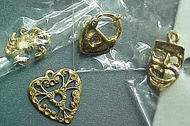 Charm # 490 Gold Tone Charms - £2.39 GBP