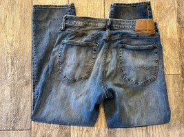 American Eagle Denim Jeans Original Straight Leg 32x30 Mens 32 x 30 HoLe... - $29.05