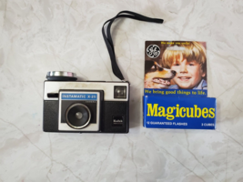 Vintage Kodak Instamatic X-25 Camera w/ 2 Magicubes And Box 1970’s - £15.94 GBP