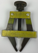 Vintage 2 Jaw Gear and Bearing Puller Made in the USA - LOOK - £13.32 GBP