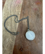 Vintage Pendant Necklace Praying Hands Serenity Prayer Silver tone 24” C... - $19.02 CAD