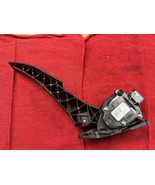 Pre-Owned 2016-2018 Chevrolet Cruze &amp; Volt Accelerator Pedal - OEM# 1337... - $928.97 MXN