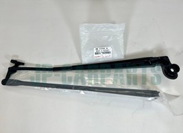 Toyota Genuine Front Wiper Arm Rhd 85211-52391 For Yaris NCP13# - £121.08 GBP
