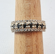 MODERNIST 925 STERLING SILVER BLACK ONYX AND WHITE TOPAZ BAND RING SIZE ... - $613.64 MXN
