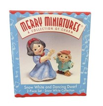 1997 Hallmark Merry Miniature Snow White and Dancing Dwarf 2 Piece Set - £3.83 GBP