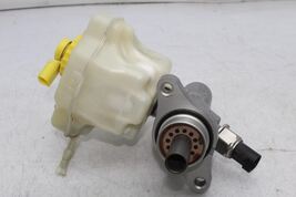 Brake Master Cylinder Fits 03-06 PORSCHE CAYENNE 77110 image 3