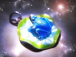 HAUNTED ANTIQUE NECKLACE THE LUCKIEST WIN FROG SECRET MAGICK OOAK MAGICK POWER  image 2