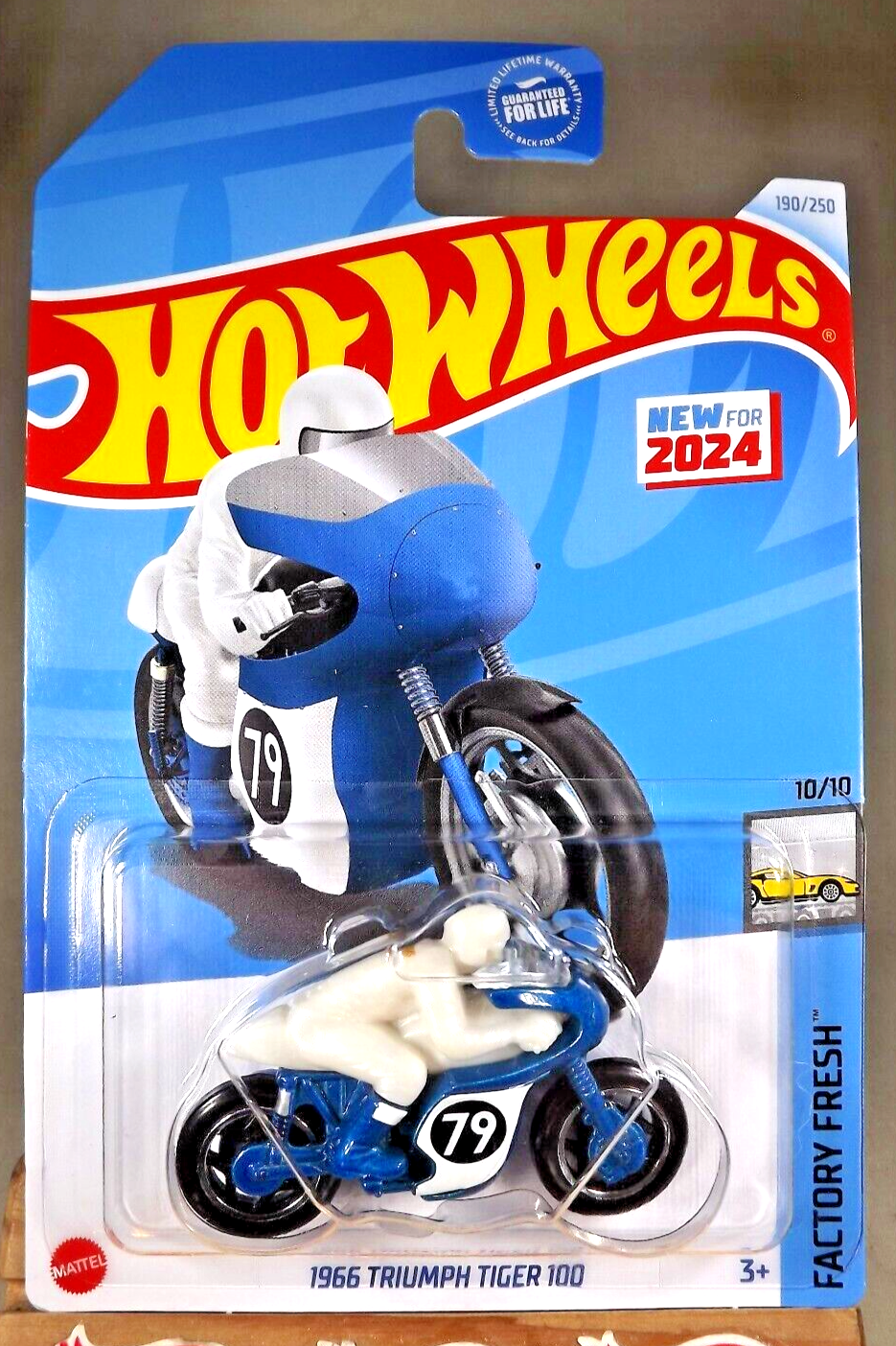 2024 Hot Wheels #190 Factory Fresh 10/10 1966 TRIUMPH TIGER 100 Blue w/MC4 Sp