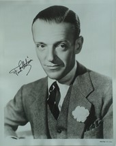 FRED ASTAIRE SIGNED AUTOGRAPHED PHOTO  w/COA - £226.47 GBP