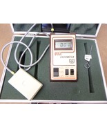 UVP Model UVX Portable Digital Radiometer W/ UVX-25 Wired Sensor - $3,025.22 MXN