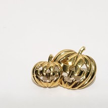 Jack O Lantern Avon Metal Brooch Pin Gold Tone  1&quot; Pumpkin Halloween - $14.84