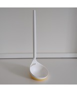 Williams-Sonoma Straining Ladle, Flat bottom White &amp; Yellow Rare HTF Sta... - £10.24 GBP