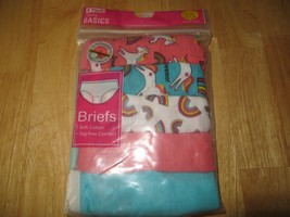 Hanes 5 Pack Girls Basics Briefs, Size 10 - £4.81 GBP