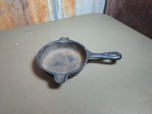 Old Cast Iron Ashtray Or Spoon Rest Salesman Sample Marked 1176 Emig - $9.49
