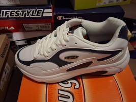 Lugs Typhoon  Men&#39;s Sneakers Size  8M - $51.48