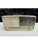 Powder Pink 1956 RCA Victor Model 8-C-7FE Vacuum Tube AM Clock Radio - $267.29