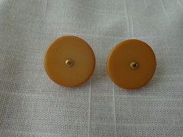 Tannish/Pink Flat 1 Loop Buttons Vintage (#3729) - $8.99