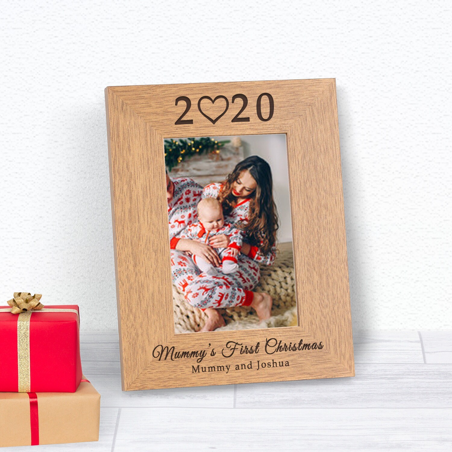 Primary image for Mummy's First Christmas Personalised Wooden Photo Frame Christmas Gift For Mum G