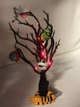 NIGHTMARE BEFORE CHRISTMAS LIGHT UP Decorated 16&quot; TREE with Head Ornaments - £29.39 GBP