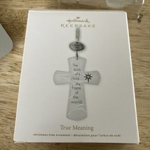 2011 Hallmark TRUE MEANING Ornament GLASS CROSS &quot;True Meaning&quot; New in box - £14.09 GBP