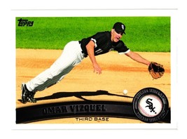 2011 Topps Baseball Card 243 Omar Vizquel Chicago White Sox Third Base - £1.91 GBP