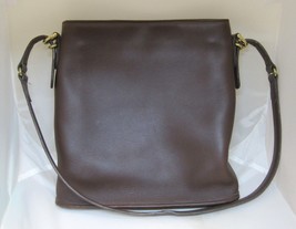  1990&#39;s Leather Chocolate Brown Coach Purse Feedbag Style Excellent Shape - $74.25