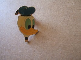 Hot Air Balloon Pin Disney Donald Duck Metal And Enamel - £10.79 GBP
