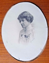 Vintage Oval shaped Photo of contemplative woman portrait - Walter Burto... - $7.84