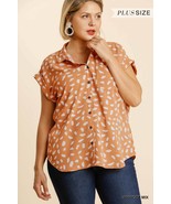 Women&#39;s V Neck Dalmatian Print Button Front Top With Pocket Detail - $607.55 MXN