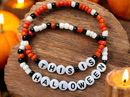 This is Halloween Set Bracelets - $111.65 MXN