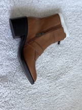Women Donald j pliner dusten boots left leg single shoe brown size 7 - $20.00