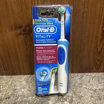 Oral-B Vitality Floss Action Rechargeable Power Toothbrush &amp; Replacement - £24.16 GBP