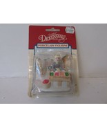 LEMAX 12020 PORCELAIN LADY WITH FRUIT STAND 2.5&quot;  LotD - $123.55 MXN