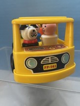 Fisher Price Yellow Mini Bus 141 Little People Dog and 4 Little People Vintage - £21.51 GBP