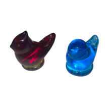 Vintage Red &amp; Yellow Cardinal Love Glass Bird Figurine Signed Leo Ward B... - $56.16 CAD