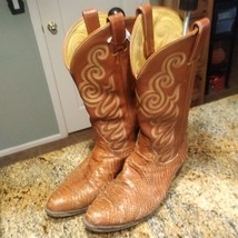 Tony Lama Brown Snake Skin Western Cowboy Boots Model 8113 Men&#39;s Size 10... - £123.82 GBP