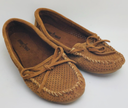 Minnetonka Lisa Perforated Moccasins Womens Size 7 Chestnut Brown Suede Leather - £49.21 GBP