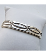 RAY TRACEY NAVAJO VINTAGE 925 STERLING SILVER CUFF BRACELET - $6,659.81 MXN