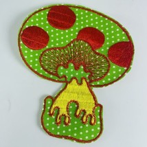 Talon Appliques Sew On Patch Psychedelic Mushroom Green Red A7069 1971 VTG - $8.77