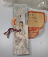NOS OEM Hobart Guide &amp; Track Yoke for 5412 Meat Saw Part# 78901 - $846.56 MXN