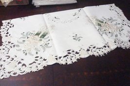 Jin Liu Tablecloth poinsettas, Bells and Candles Cutwork Border SQ 33x33 New[18 - £50.04 GBP